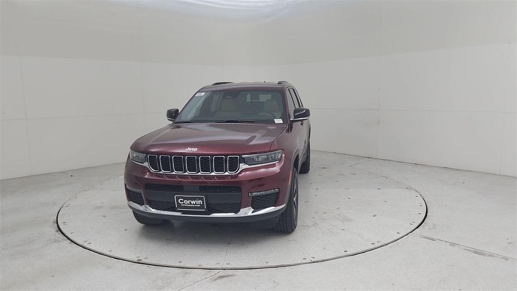 new 2025 Jeep Grand Cherokee L car, priced at $45,074