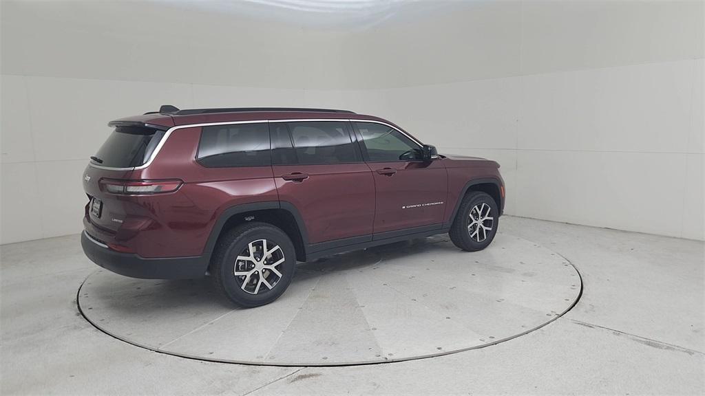 new 2025 Jeep Grand Cherokee L car, priced at $45,074