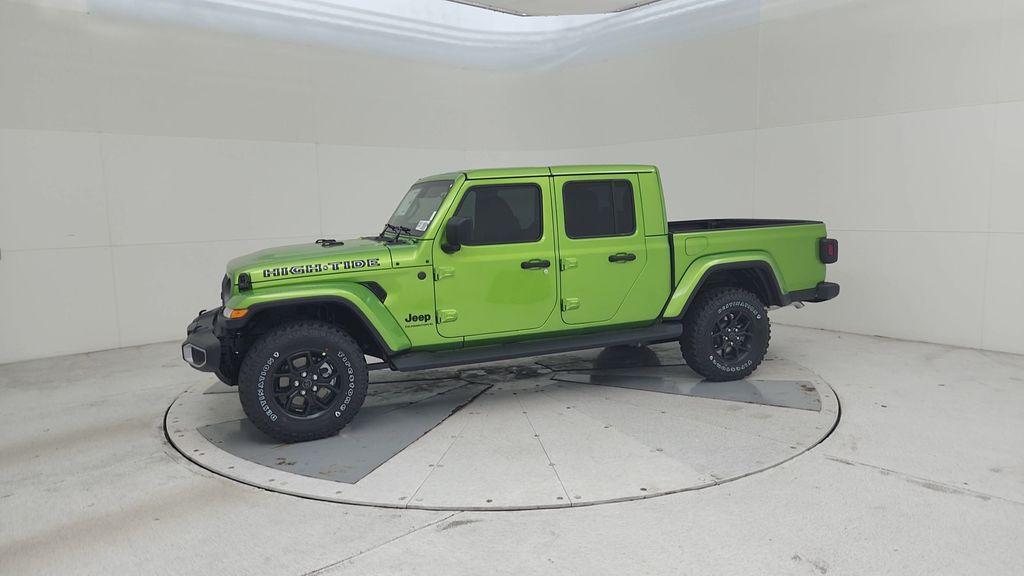 new 2025 Jeep Gladiator car, priced at $46,198