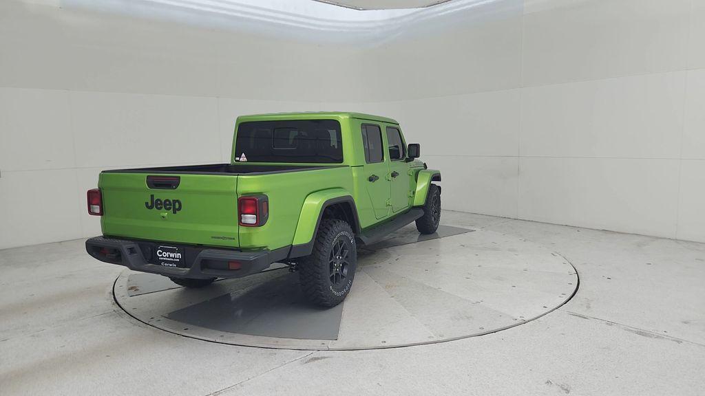 new 2025 Jeep Gladiator car, priced at $46,198