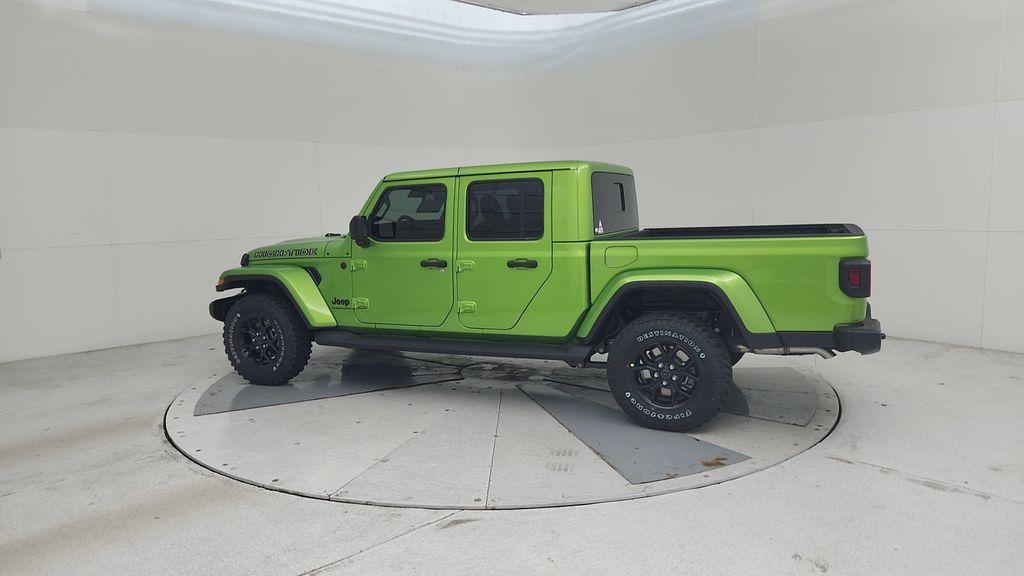 new 2025 Jeep Gladiator car, priced at $46,198