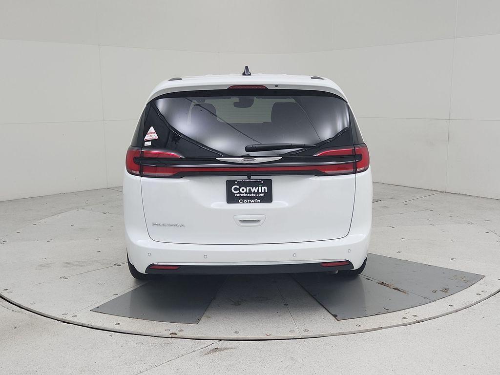 new 2026 Chrysler Pacifica car, priced at $41,972