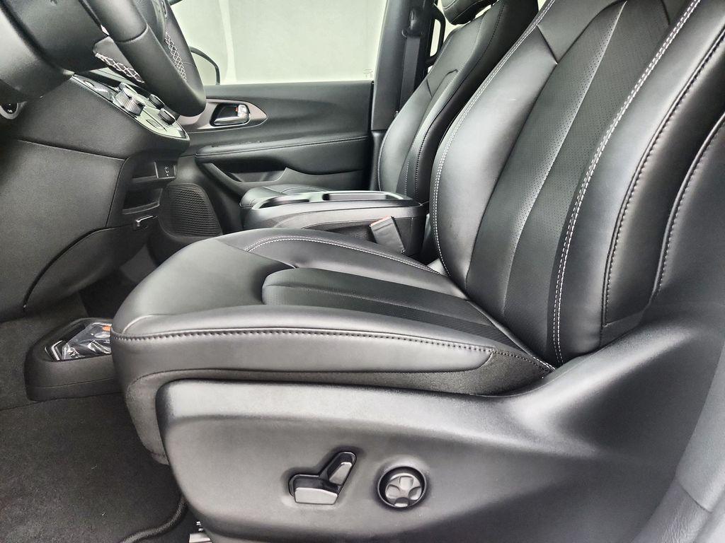 new 2026 Chrysler Pacifica car, priced at $41,972