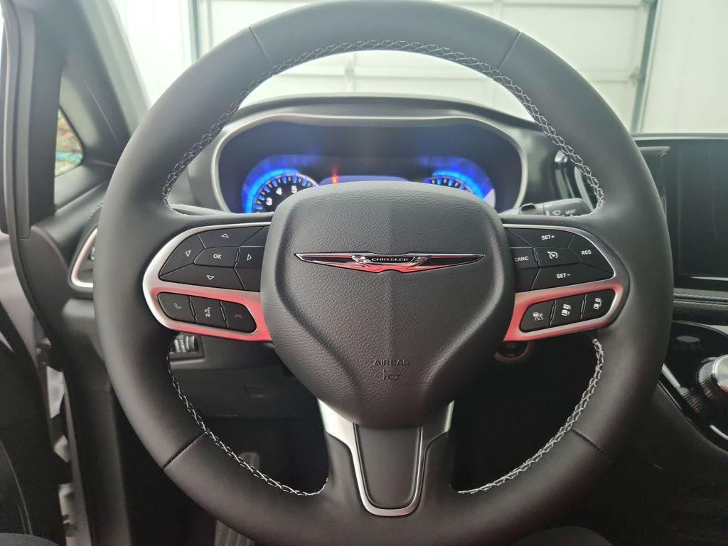 new 2026 Chrysler Pacifica car, priced at $41,972