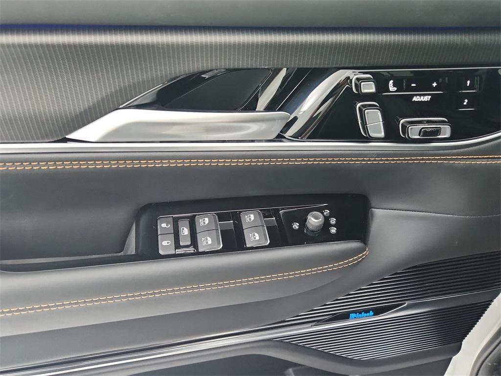 new 2025 Jeep Grand Wagoneer car, priced at $109,279