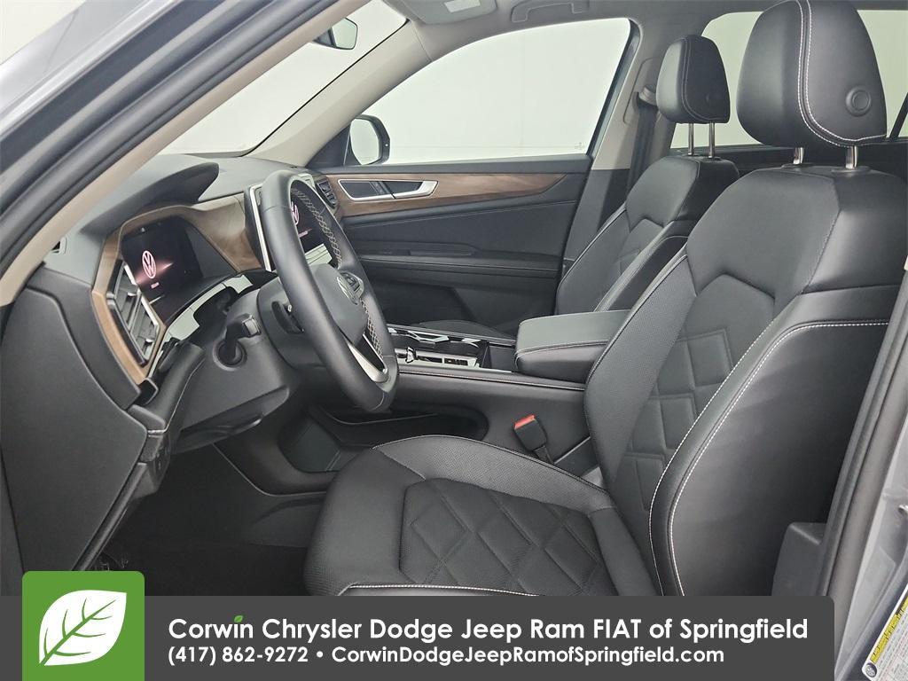 used 2024 Volkswagen Atlas car, priced at $32,525