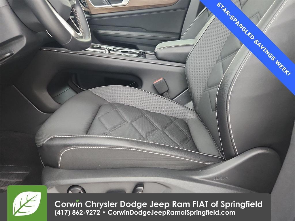 used 2024 Volkswagen Atlas car, priced at $30,500