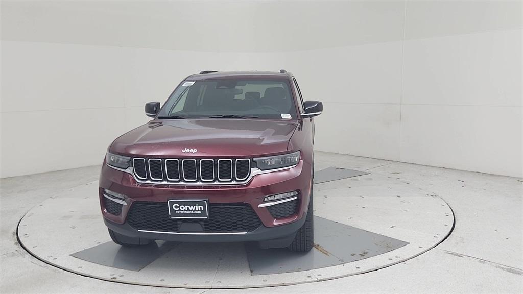 new 2025 Jeep Grand Cherokee car, priced at $46,608