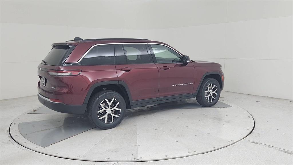 new 2025 Jeep Grand Cherokee car, priced at $46,608