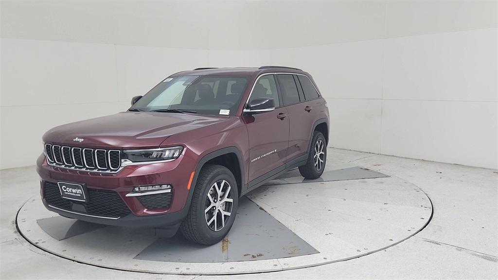 new 2025 Jeep Grand Cherokee car, priced at $46,608