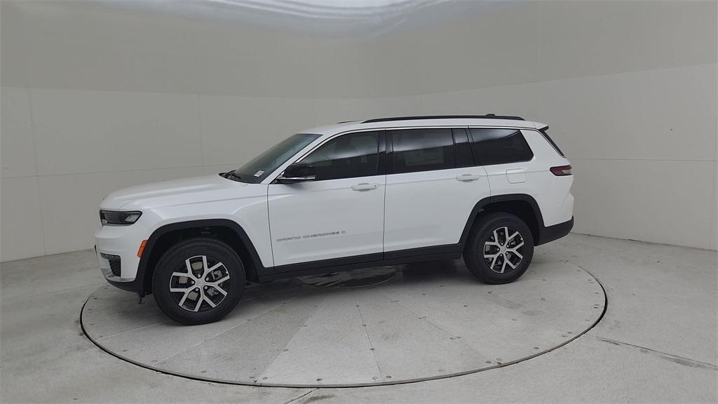 new 2025 Jeep Grand Cherokee L car, priced at $44,338