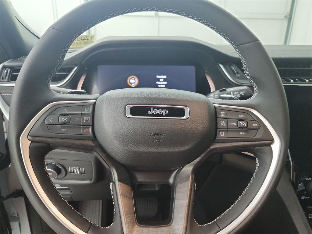 new 2025 Jeep Grand Cherokee L car, priced at $44,338