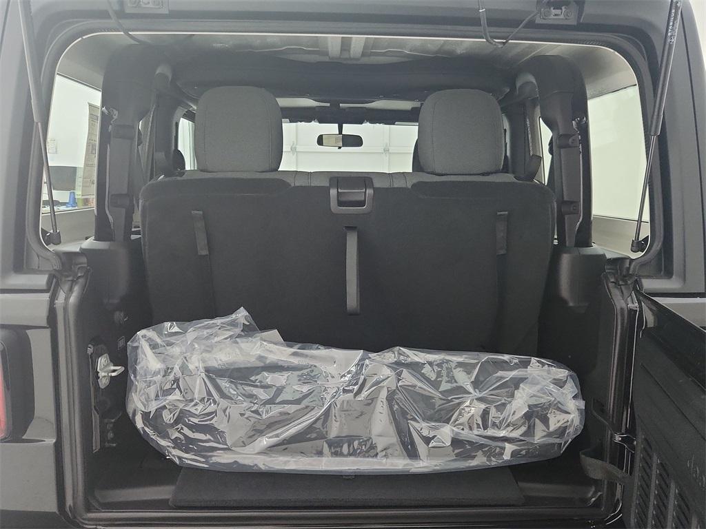 new 2025 Jeep Wrangler car