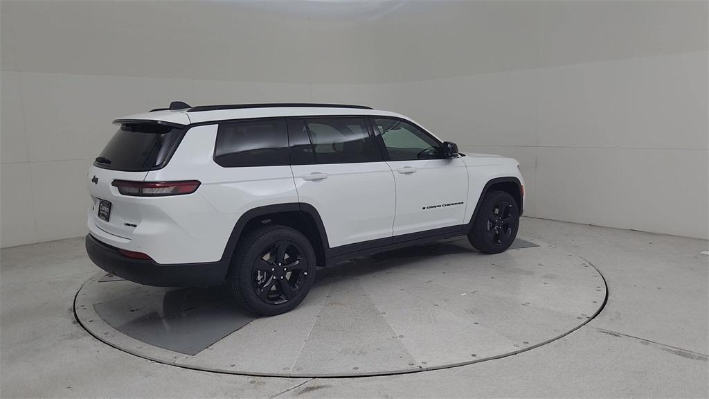 new 2025 Jeep Grand Cherokee L car, priced at $52,002