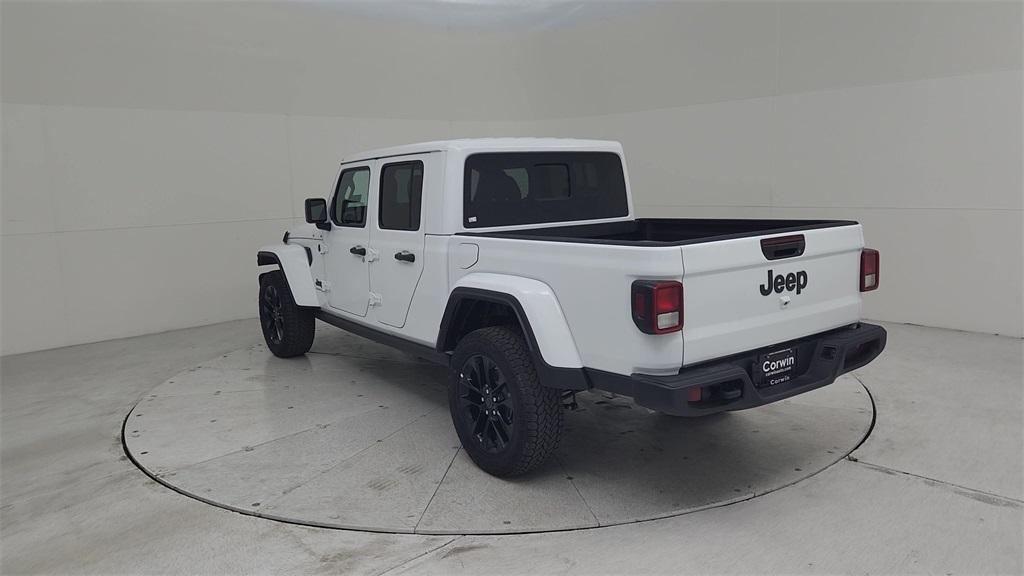 new 2025 Jeep Gladiator car, priced at $41,357