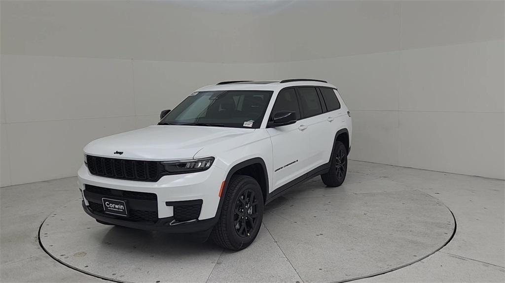 new 2024 Jeep Grand Cherokee L car, priced at $42,983