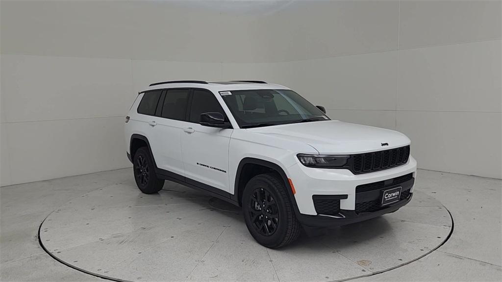 new 2024 Jeep Grand Cherokee L car, priced at $42,983