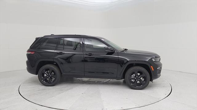 new 2024 Jeep Grand Cherokee car, priced at $47,700