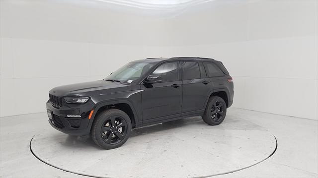 new 2024 Jeep Grand Cherokee car, priced at $47,700