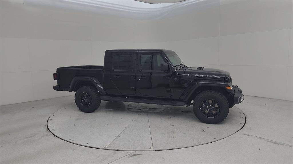 new 2025 Jeep Gladiator car, priced at $45,395