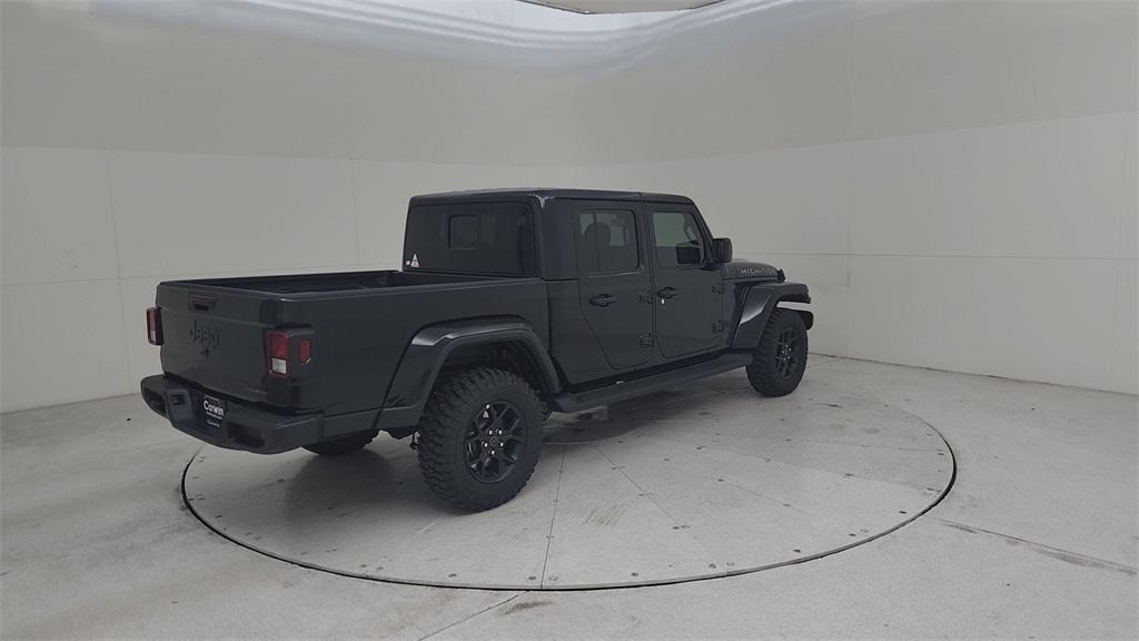 new 2025 Jeep Gladiator car, priced at $45,395