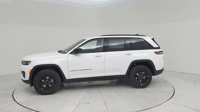 new 2024 Jeep Grand Cherokee car, priced at $41,323