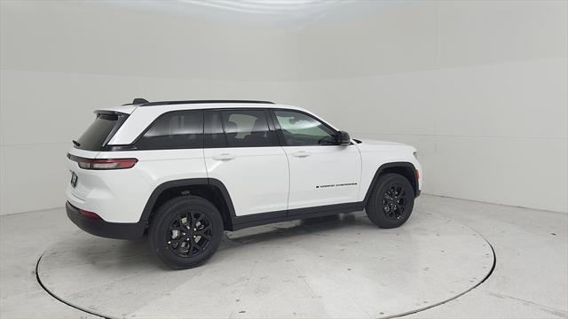 new 2024 Jeep Grand Cherokee car, priced at $41,323