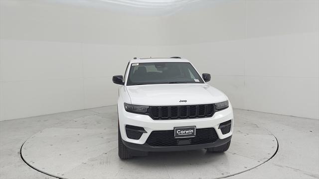 new 2024 Jeep Grand Cherokee car, priced at $41,323