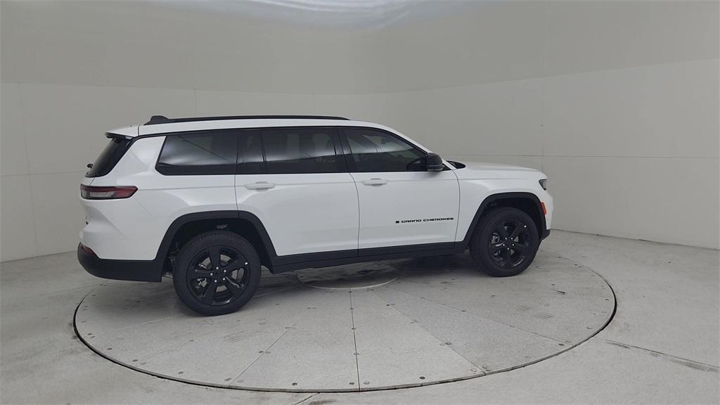 new 2025 Jeep Grand Cherokee L car, priced at $51,977