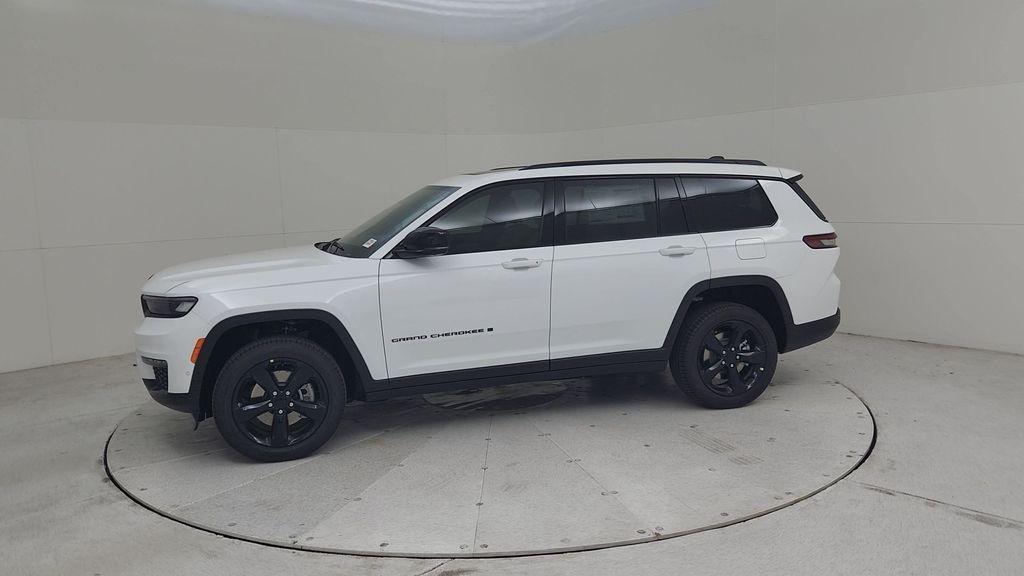 new 2025 Jeep Grand Cherokee L car, priced at $51,050