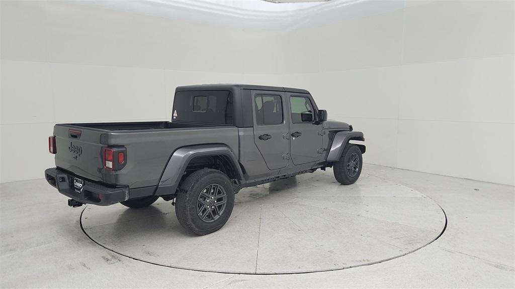 new 2024 Jeep Gladiator car, priced at $43,428