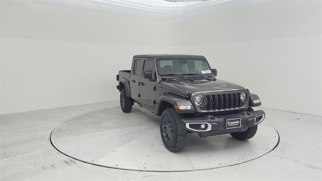 new 2024 Jeep Gladiator car, priced at $43,428