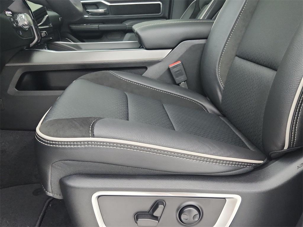 new 2025 Ram 1500 car, priced at $61,265