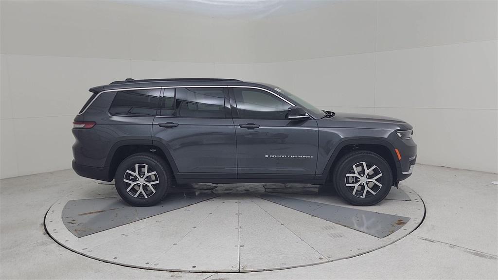 new 2025 Jeep Grand Cherokee L car, priced at $44,874