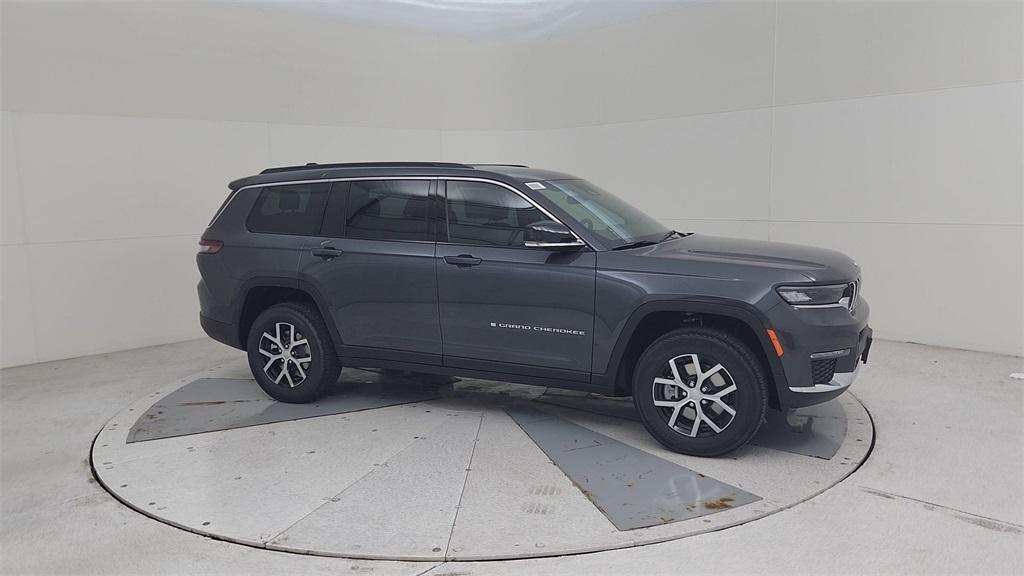 new 2025 Jeep Grand Cherokee L car, priced at $44,874