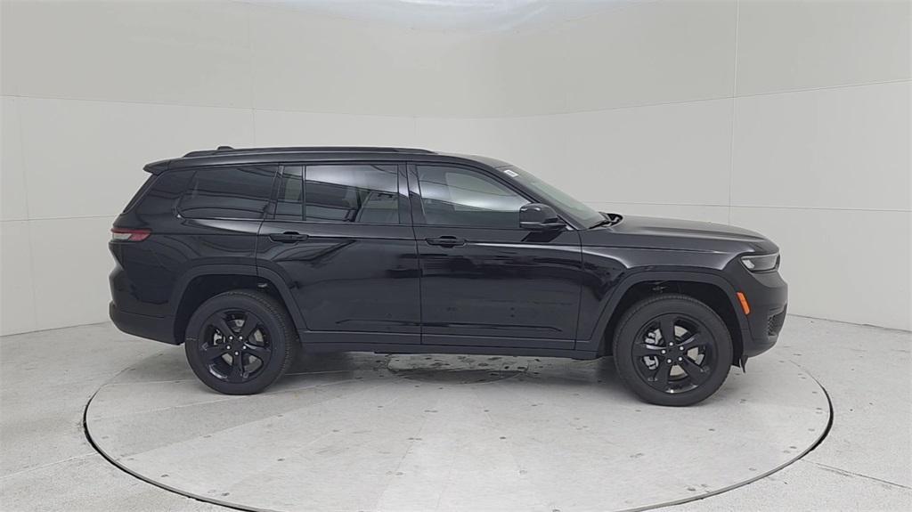 new 2024 Jeep Grand Cherokee L car, priced at $45,895