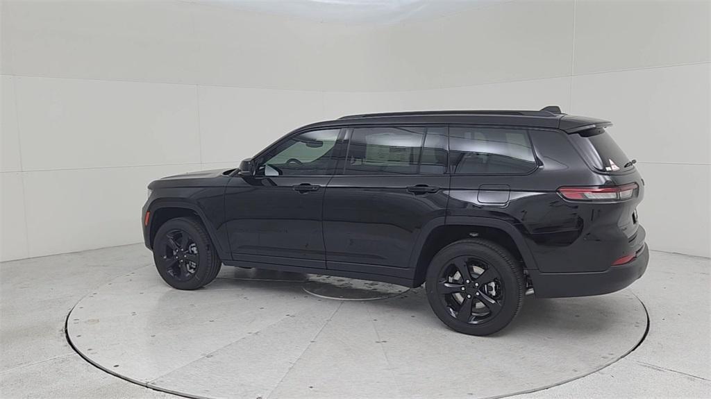 new 2024 Jeep Grand Cherokee L car, priced at $45,895