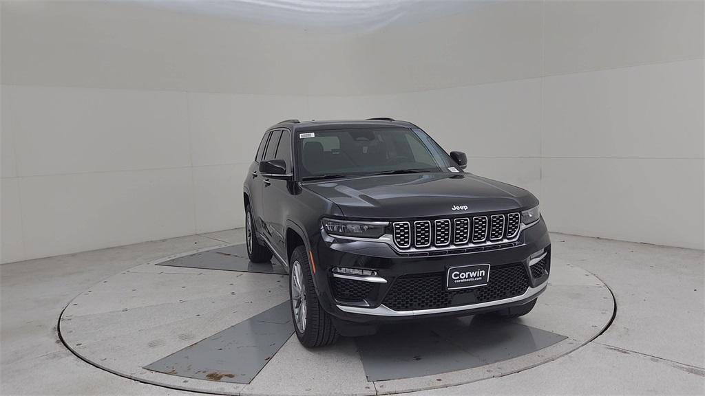 new 2025 Jeep Grand Cherokee car, priced at $57,534