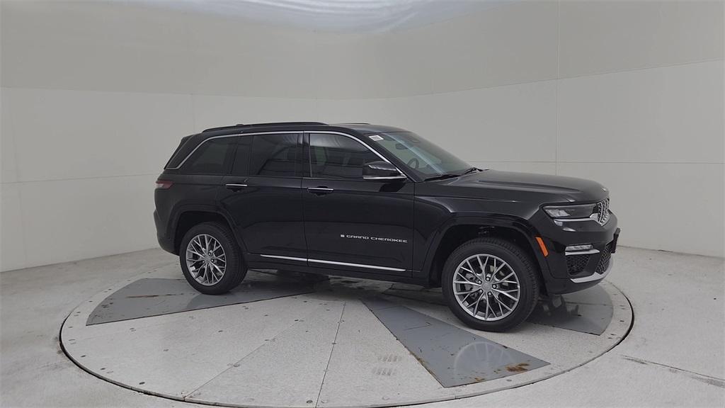 new 2025 Jeep Grand Cherokee car, priced at $57,534