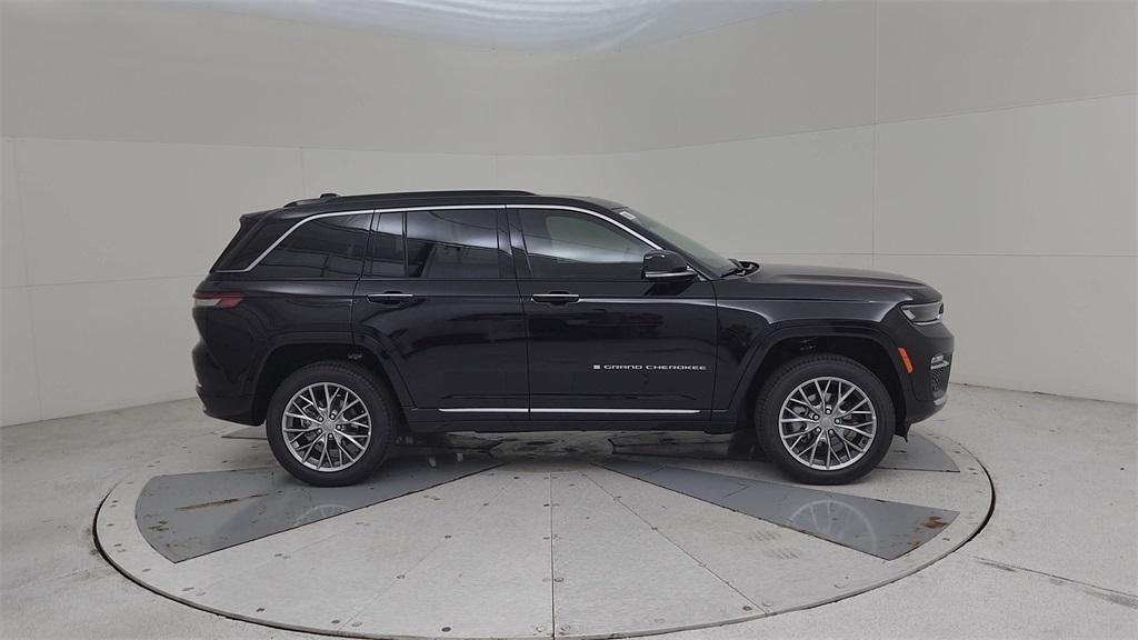 new 2025 Jeep Grand Cherokee car, priced at $57,534