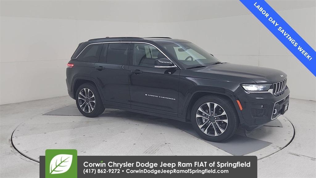 used 2024 Jeep Grand Cherokee car, priced at $46,290