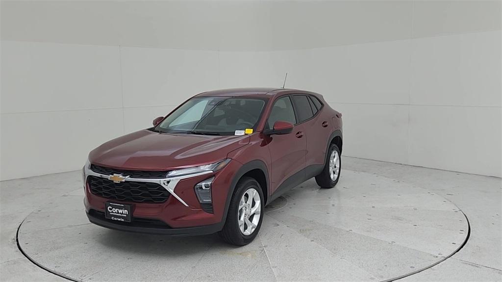 used 2024 Chevrolet Trax car, priced at $20,661