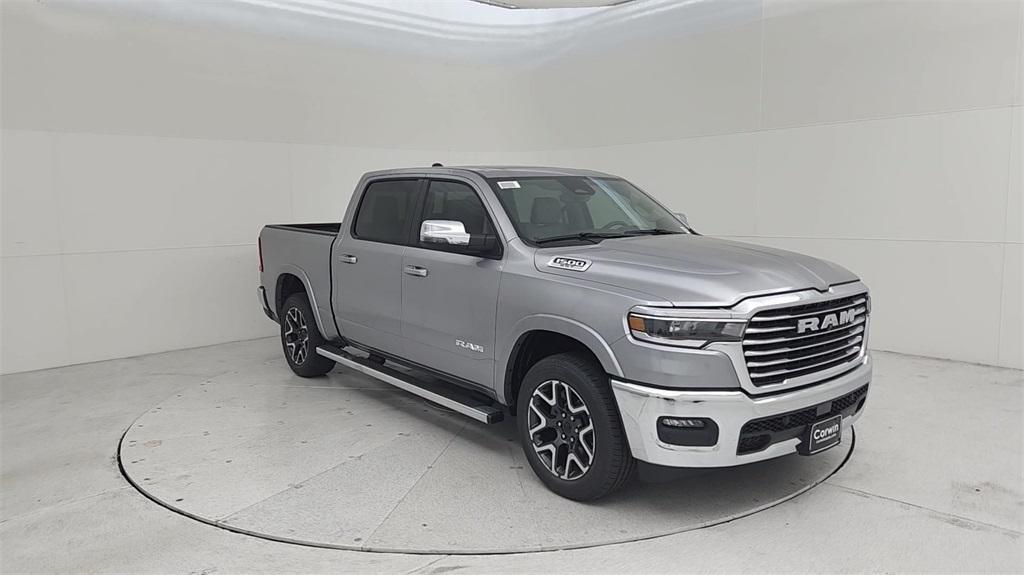 new 2025 Ram 1500 car, priced at $61,632