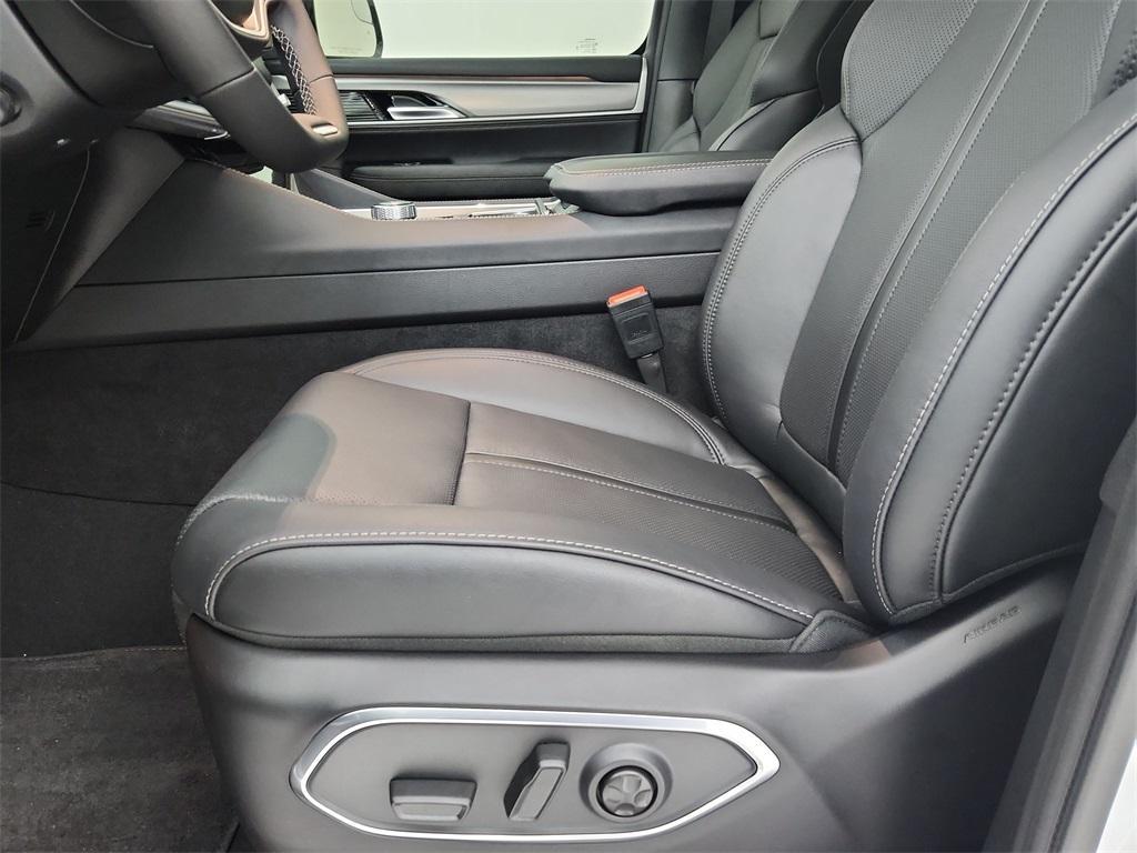 new 2025 Jeep Wagoneer car, priced at $70,293