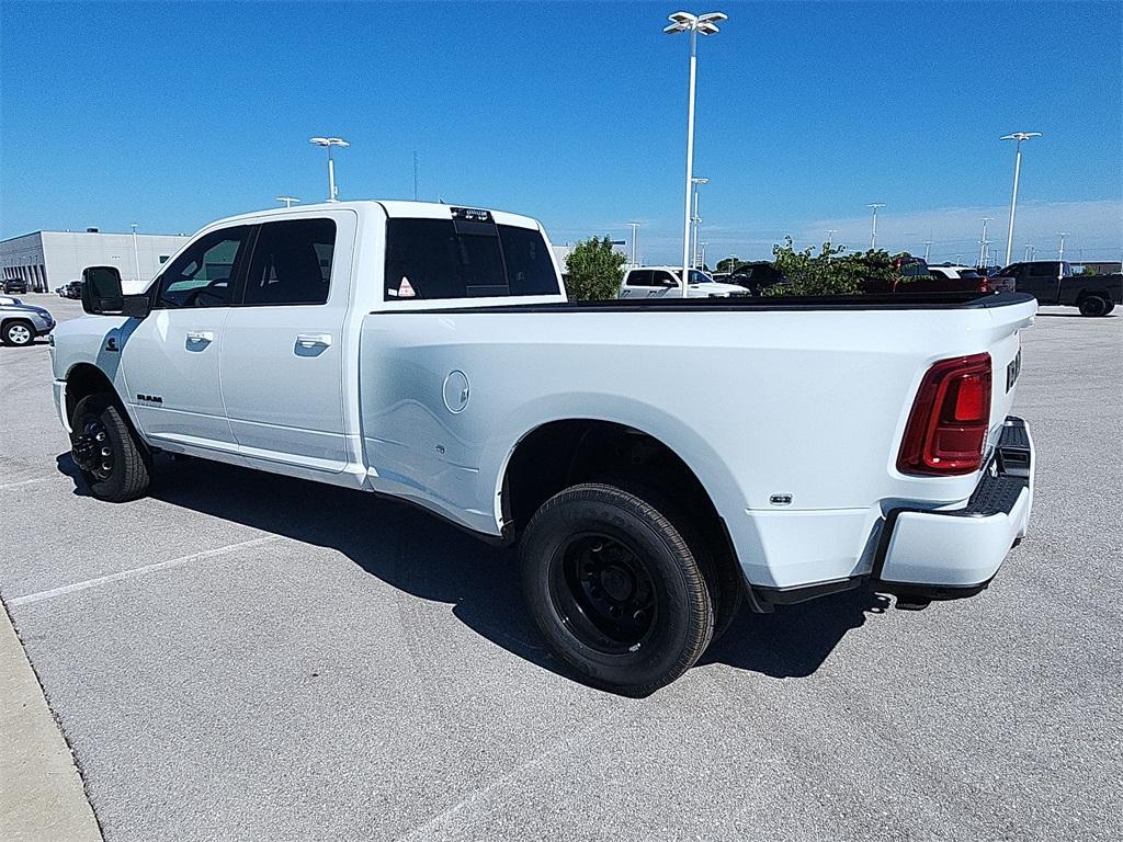 new 2025 Ram 3500 car, priced at $82,185
