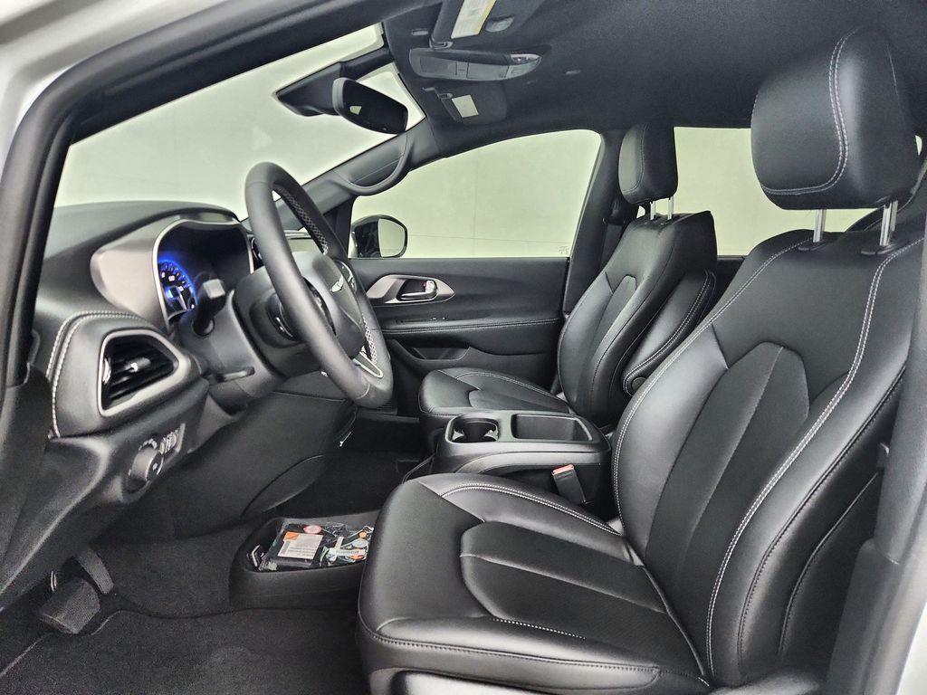 new 2026 Chrysler Pacifica car, priced at $41,972