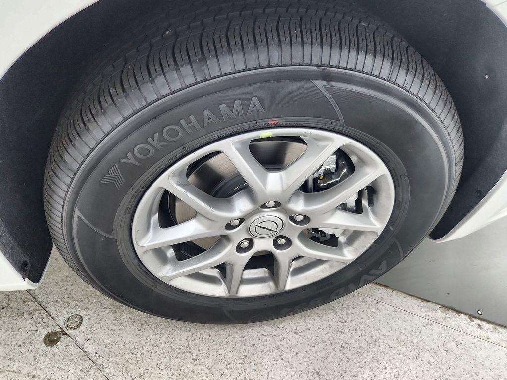 new 2026 Chrysler Pacifica car, priced at $41,972