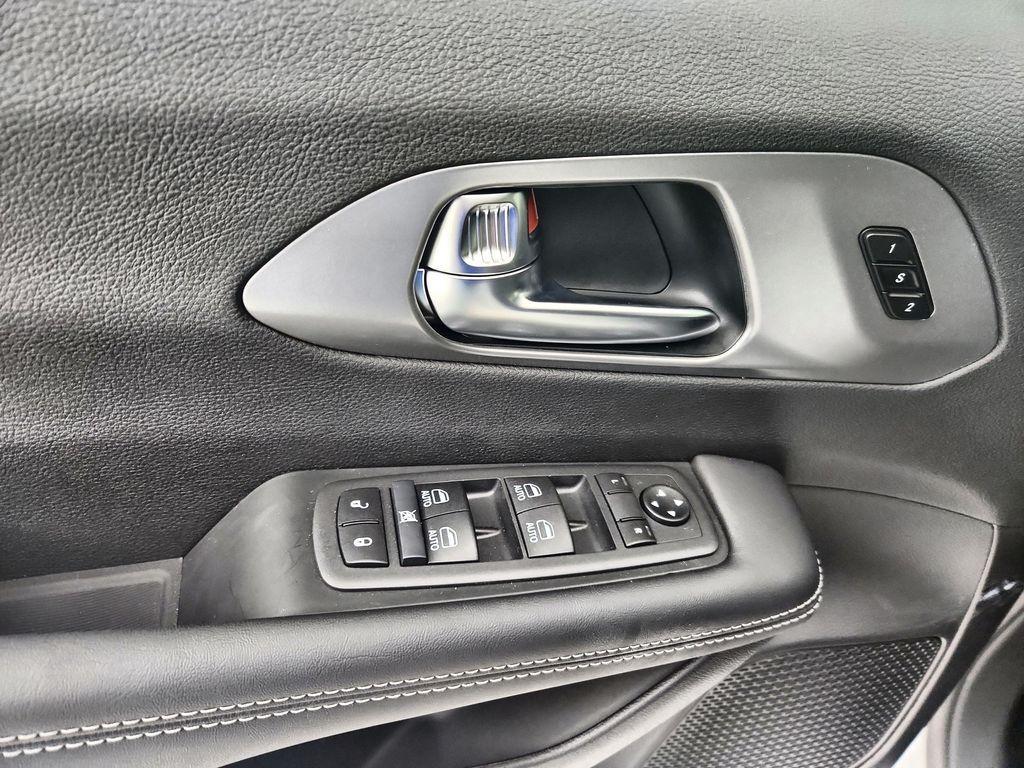 new 2026 Chrysler Pacifica car, priced at $41,972