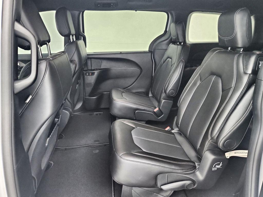 new 2026 Chrysler Pacifica car, priced at $41,972