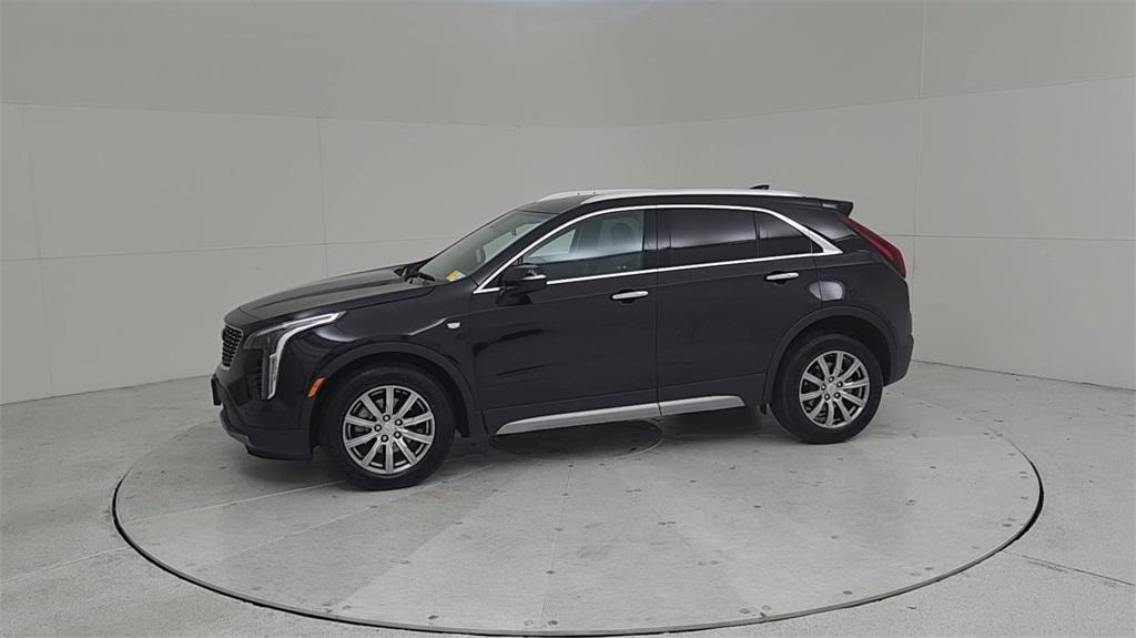 used 2022 Cadillac XT4 car, priced at $25,887